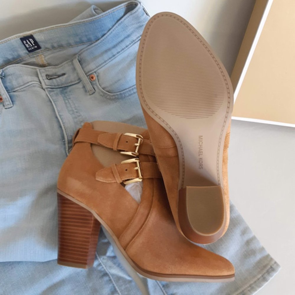 MICHAEL KORS Walden Suede Bootie - Picture 7 of 10